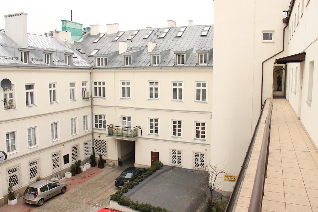 Hostel Pokoje Na Chmielnej 2 Warschau Exterior foto